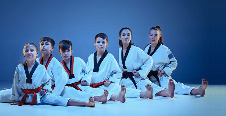 Martial Arts Lessons for Kids in Rosemead CA - Kids Group Splits